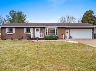 1641 Glen Rd, Ashwaubenon, WI 54313