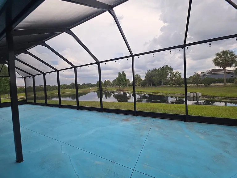 17545 Buckingham Garden Dr — Photo 33