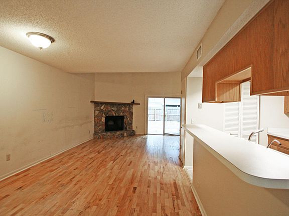 3rd image of 5607 Greatpine Ln N