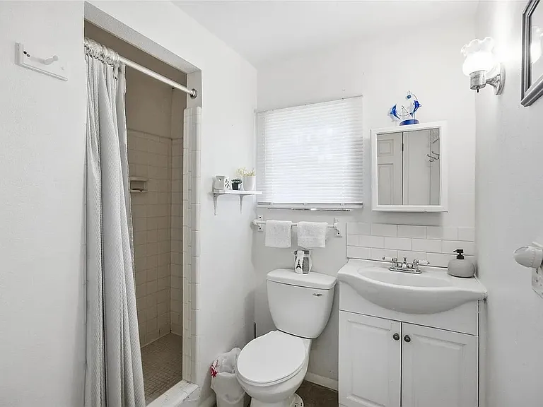 1405 S Flagler Ave — Photo 11