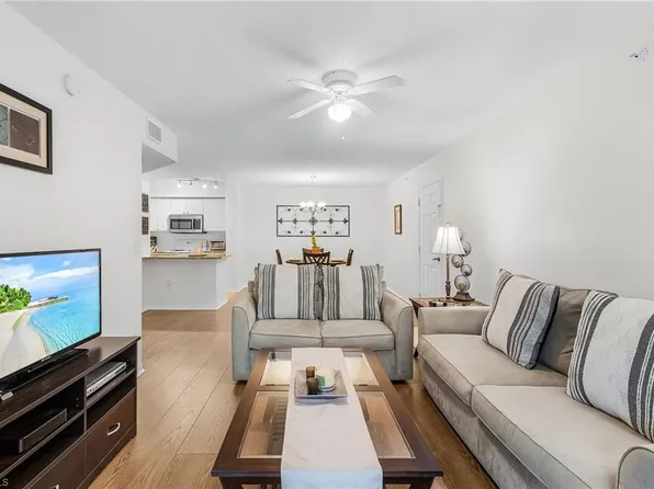 8920 Colonnades CT E #524, BONITA SPRINGS, FL 34135