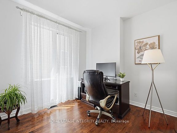 4th image of 72 Maricona Way