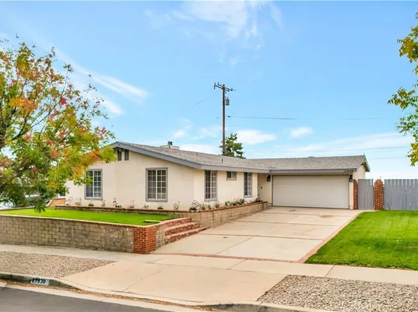 27939 Bernina Ave, Santa Clarita, CA 91351
