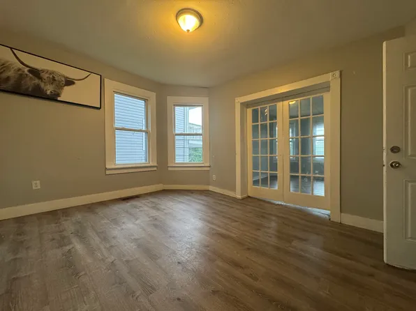40 Dikeman St #1, Waterbury, CT 06704