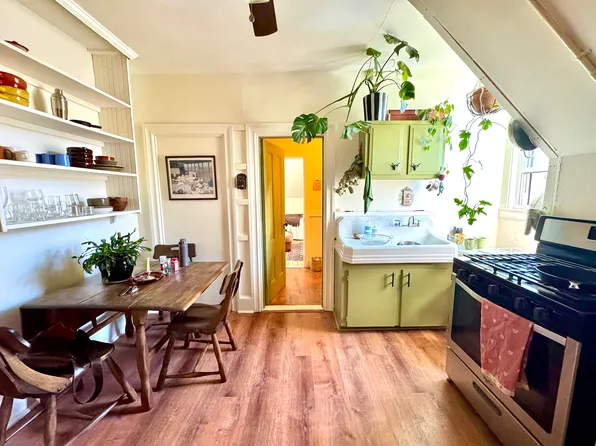 116 Emery St #3, Portland, ME 04102