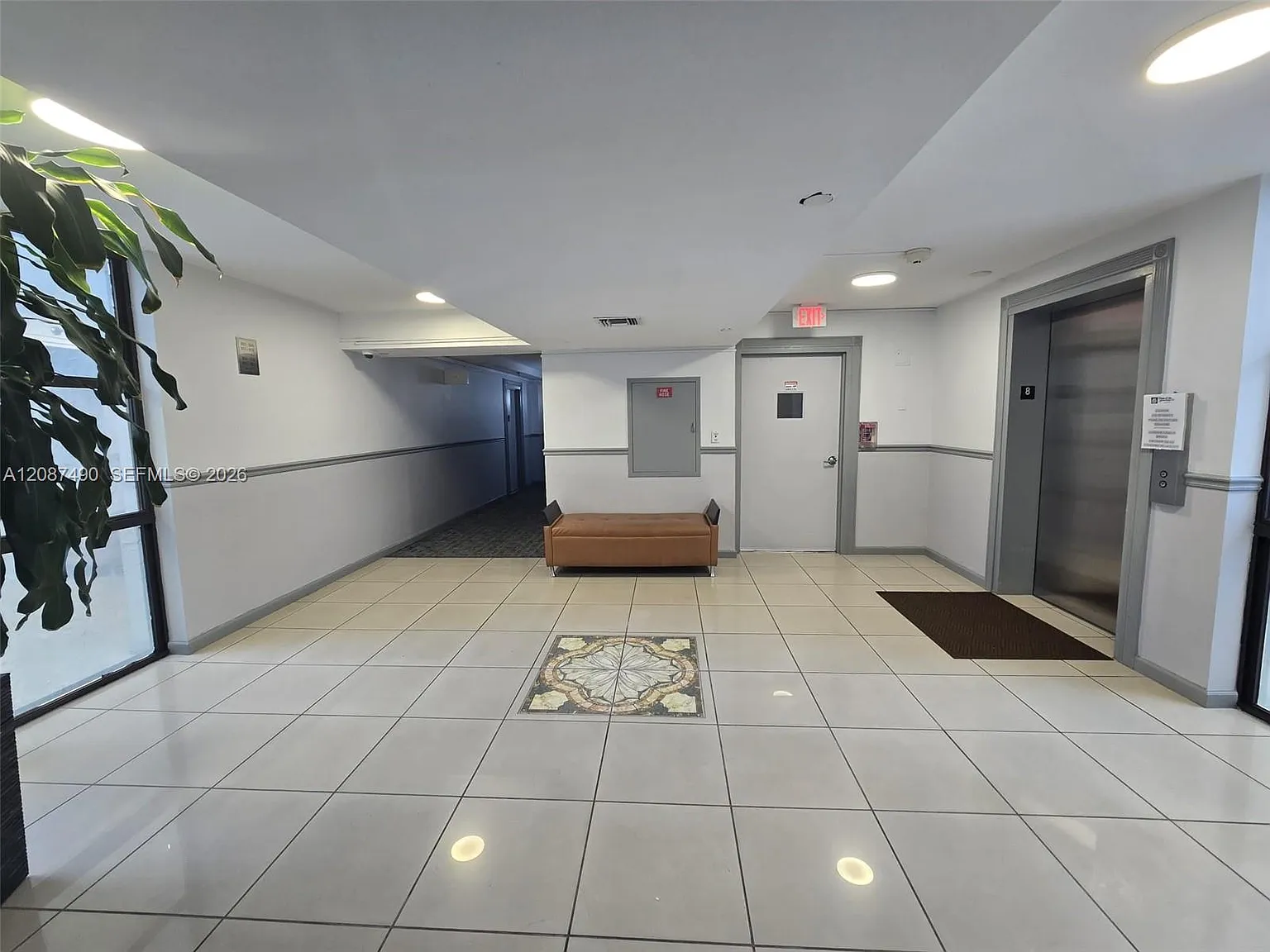 Plaza Of Americas Condo P — Photo 4