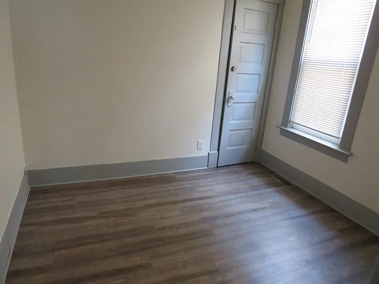 1423-25 Atkins St #1 — Photo 20