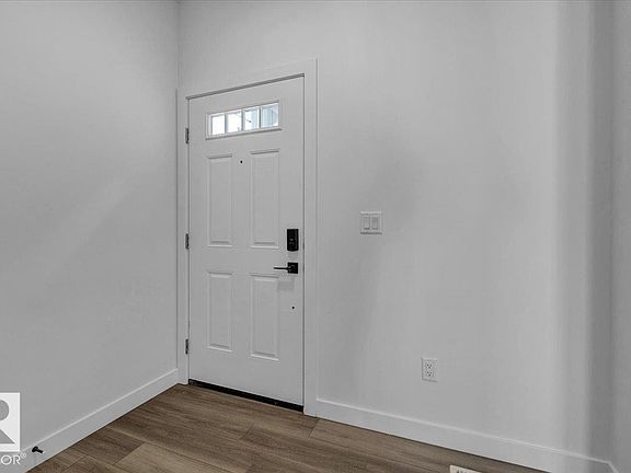 2nd image of 61 Sumac Close