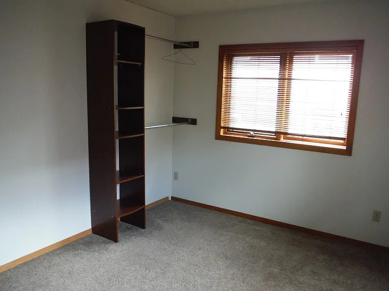 210 S 15th Ave #24 — Photo 5
