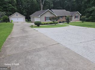 49 Cook Ln, Stockbridge, GA 30281