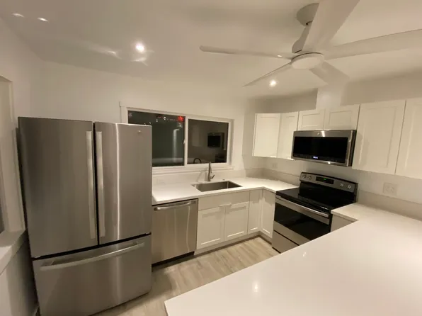 402 E Lanikaula St #A, Hilo, HI 96720
