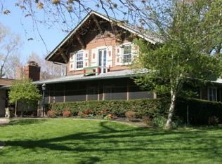 41 Noble Beach Dr, Euclid, OH 44123