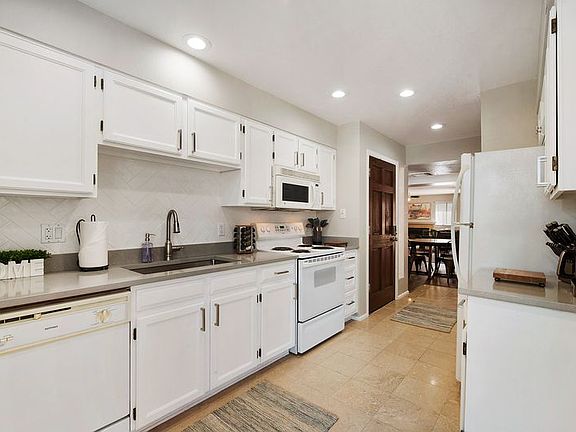 4th image of 9345 N 92nd St Unit 209