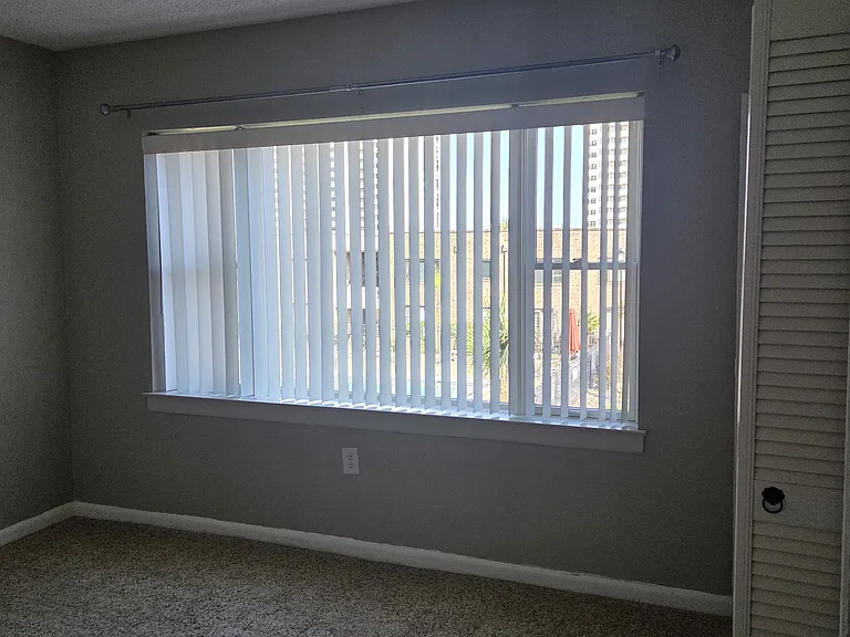 10100 Lake Shore Dr — Photo 15