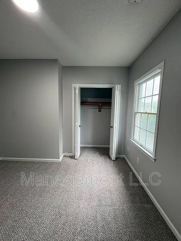 1 bed, 1.0 bath, 850 sqft, $1,525 — Photo 3