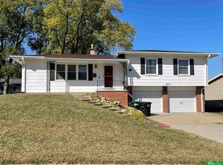 4210 Terrace Dr, Omaha, NE 68134