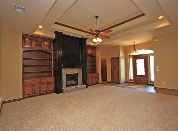 5th image of 561 W Pine Rose Court Way