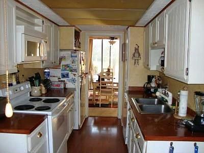 3rd image of 4859 Powderhorn Ln