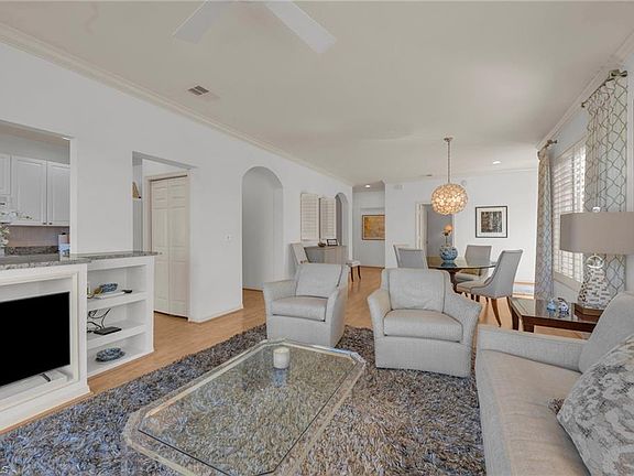 4th image of 9131 Los Lagos CT #101