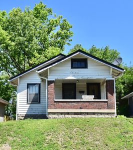2430 E 16th St, Indianapolis, IN, 46201