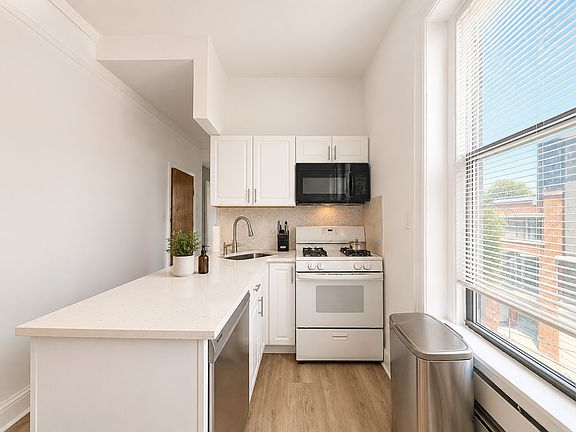 5th image of 844 Park Ave #6