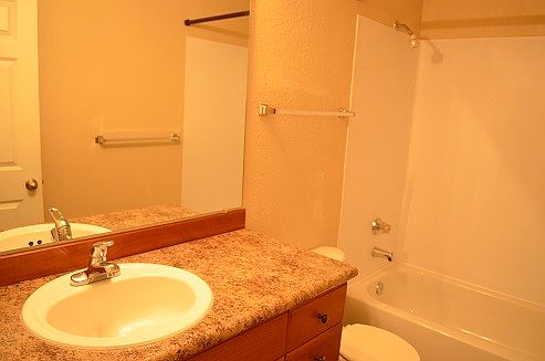 4th image of 13021 SE 38th St #C1
