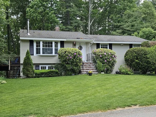 77 Old Stage Rd, Chelmsford, MA 01824