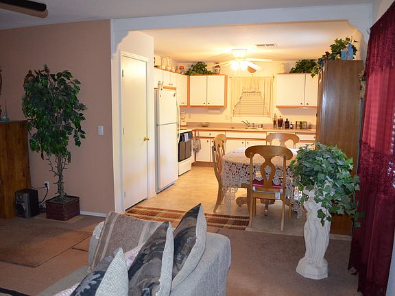 3rd image of 11402 W Pinehollow Dr