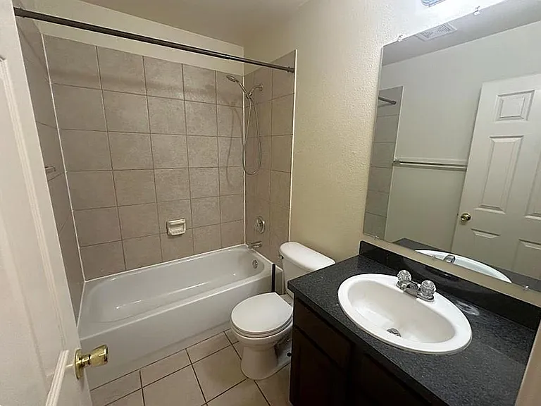 1408 Bergin Ct #B — Photo 9