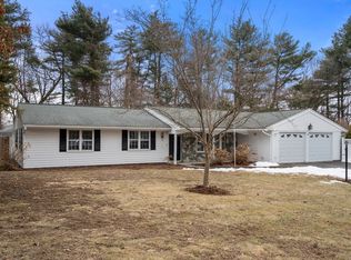 5 Hickory Ln, Framingham, MA 01701