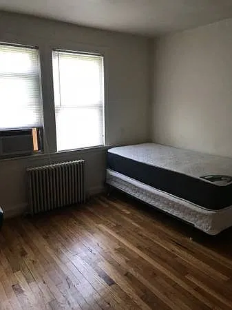 415 Rosecroft Ter — Photo 2