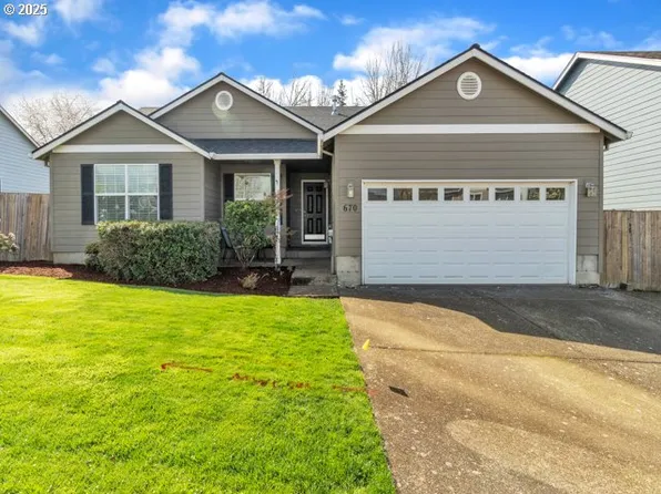 670 NE Summerfield St, McMinnville, OR 97128