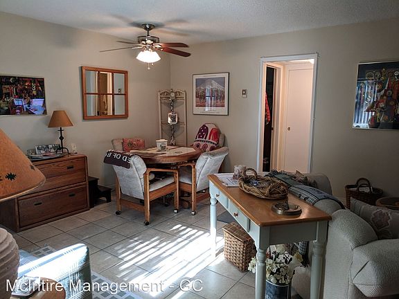 4th image of 874 S Marengo Ave APT 05