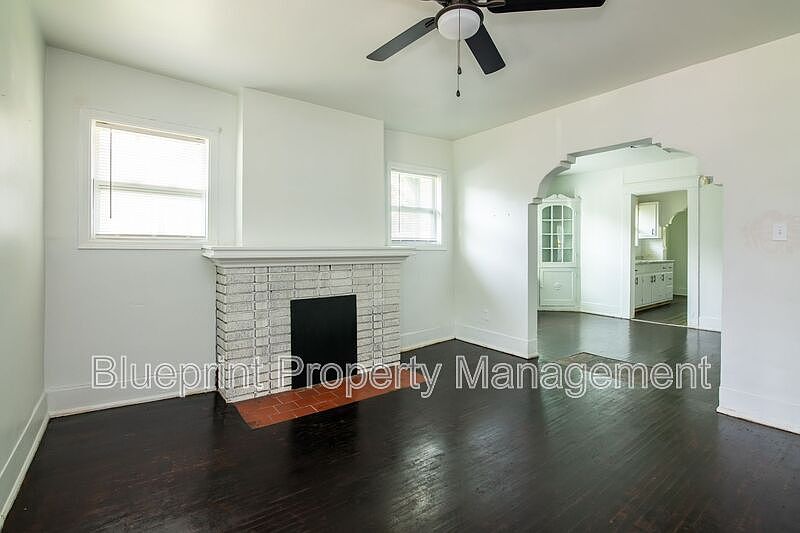 1st image of 4929 Avenue R