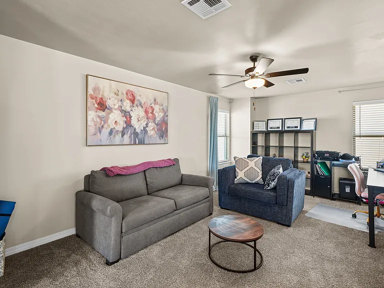 560 Logwood Ave #3 — Photo 2
