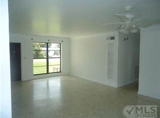 1429 Lakeview Dr, Lake Worth, FL 33461