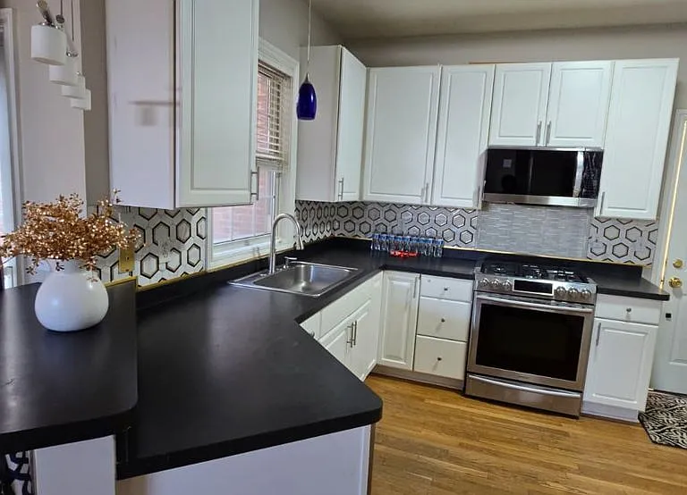 1622 Commodore Cir — Photo 18