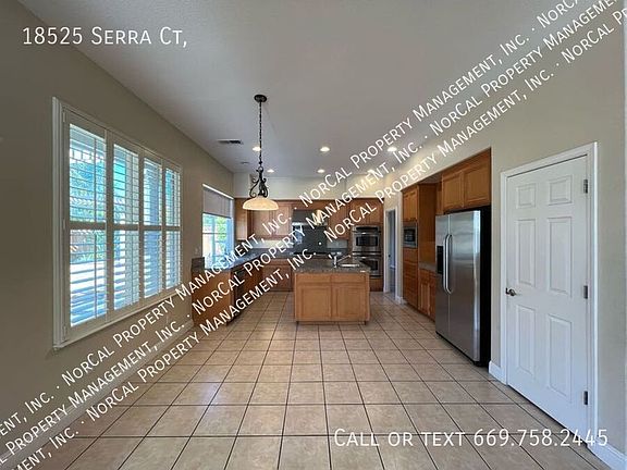 5th image of 18525 Serra Ct