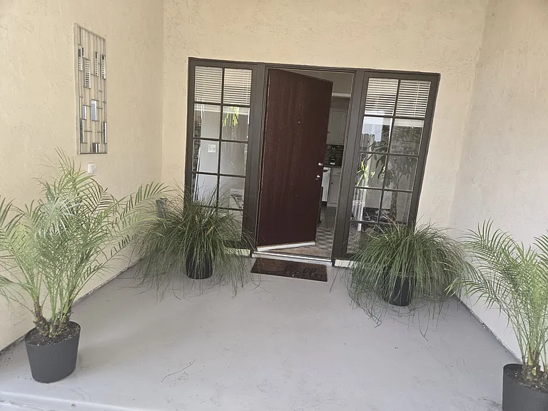 Entry porch
