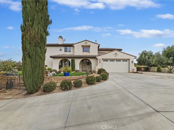 17580 Canyonwood Dr, Riverside, CA 92504