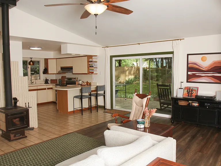 12 Evergreen Hill Dr — Photo 9