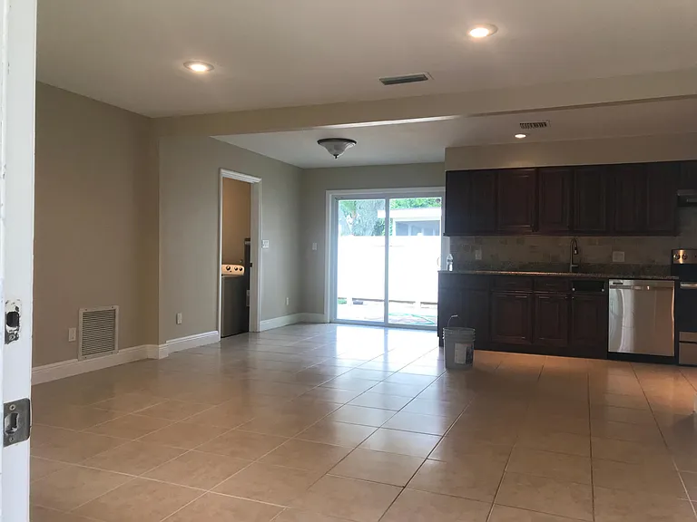109 Northwood Dr — Photo 8