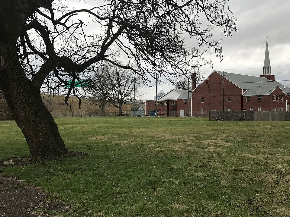 1st image of 1548 N Arsenal Ave