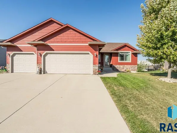 1005 N Cole Ave, Tea, SD 57064