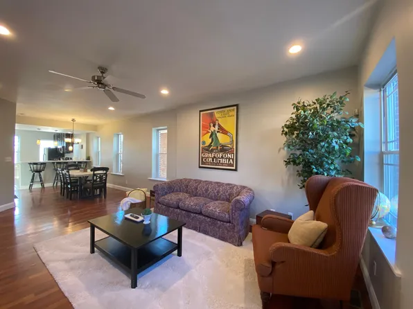 4914 Quincy St, Saint Louis, MO 63109