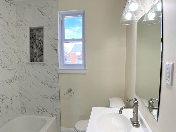95 Kentway St, Baltimore, MD 21222