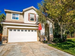 28519 Silverking Trl, Saugus, CA 91390