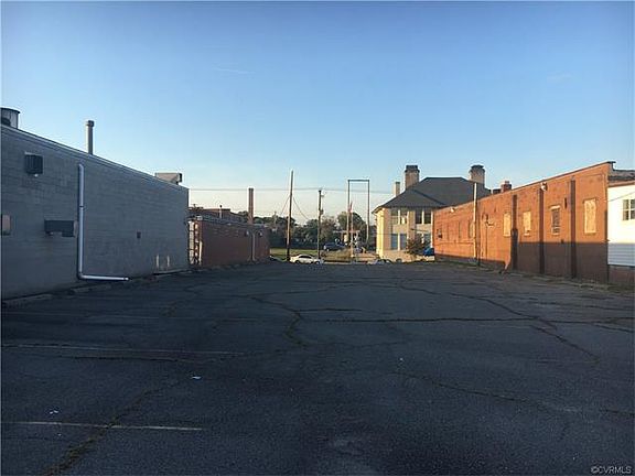 5th image of 134 E Wythe St