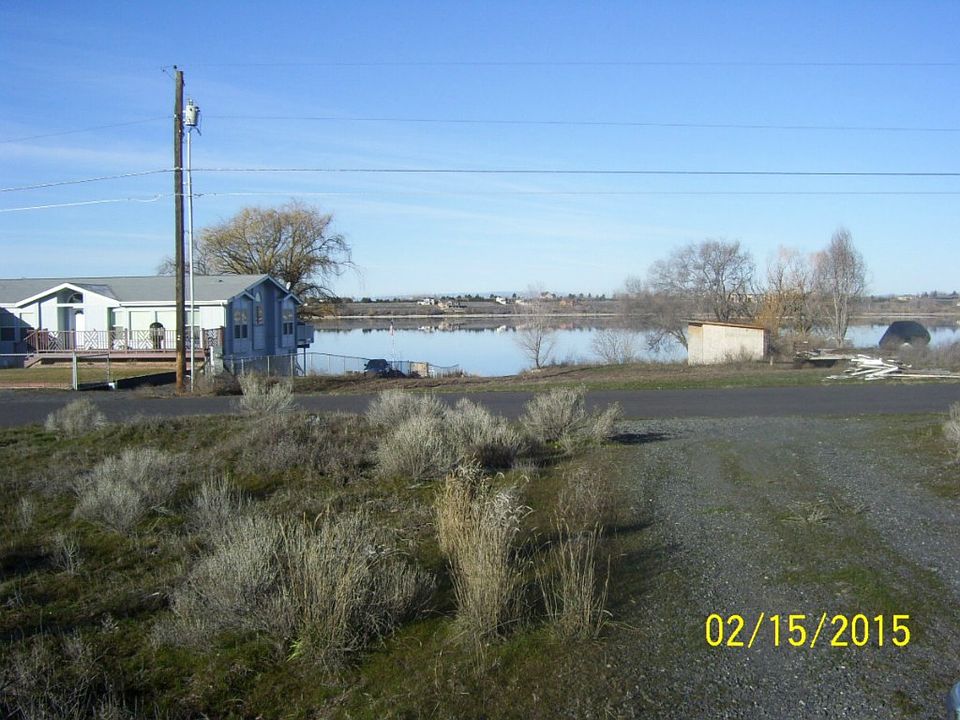 1st image of 4093 Shorecrest Dr NE