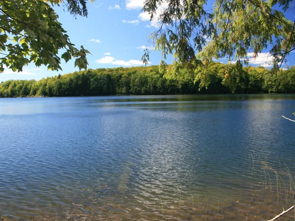 8819 Hewitt Ln #7, Hurley, WI 54534